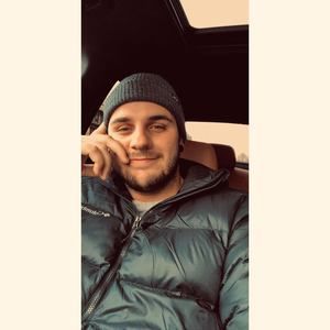 Meet your Posher, Maxime